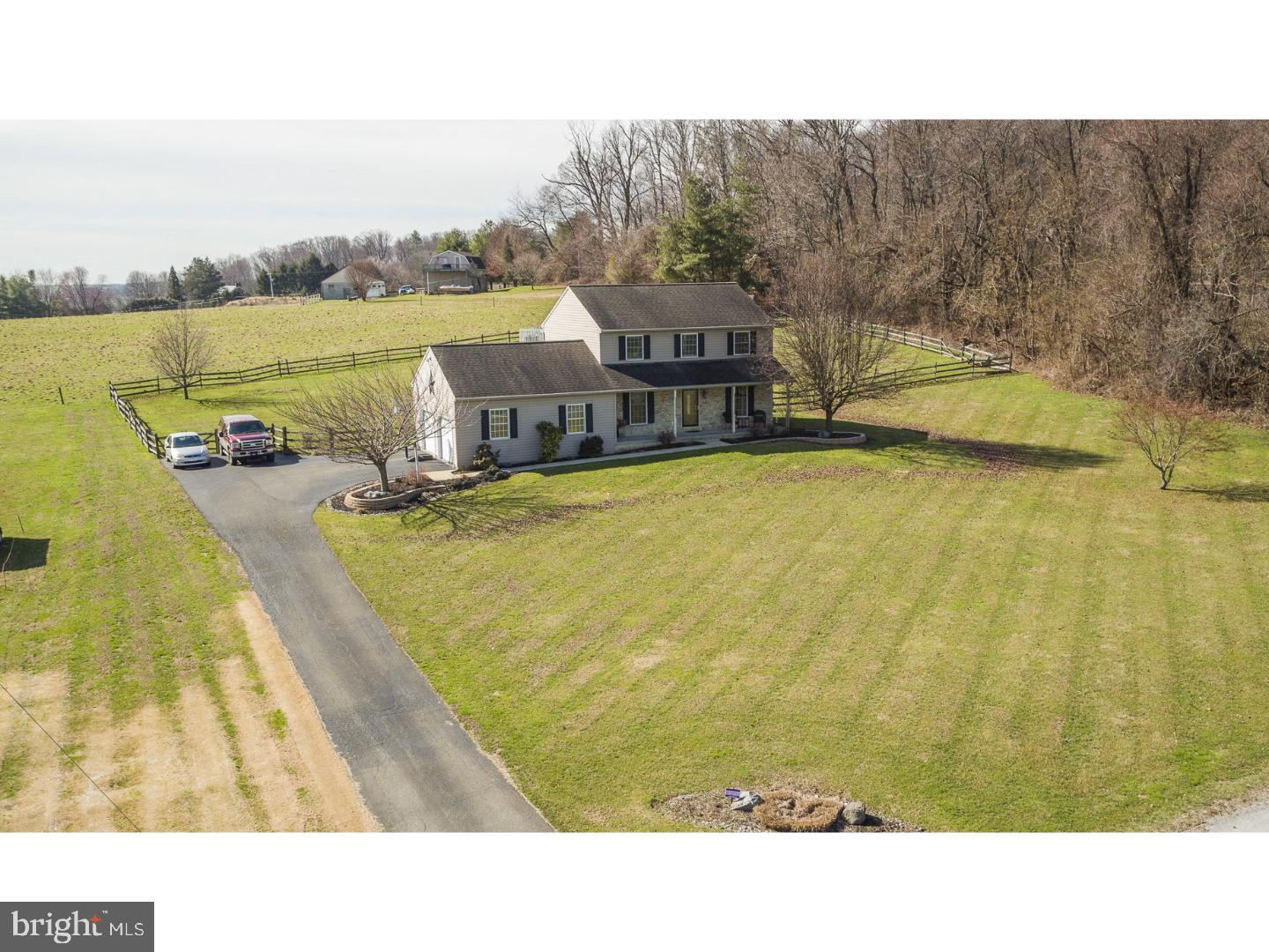 273 Friends Road Nottingham, PA 19362 - Photo 3 of 24
