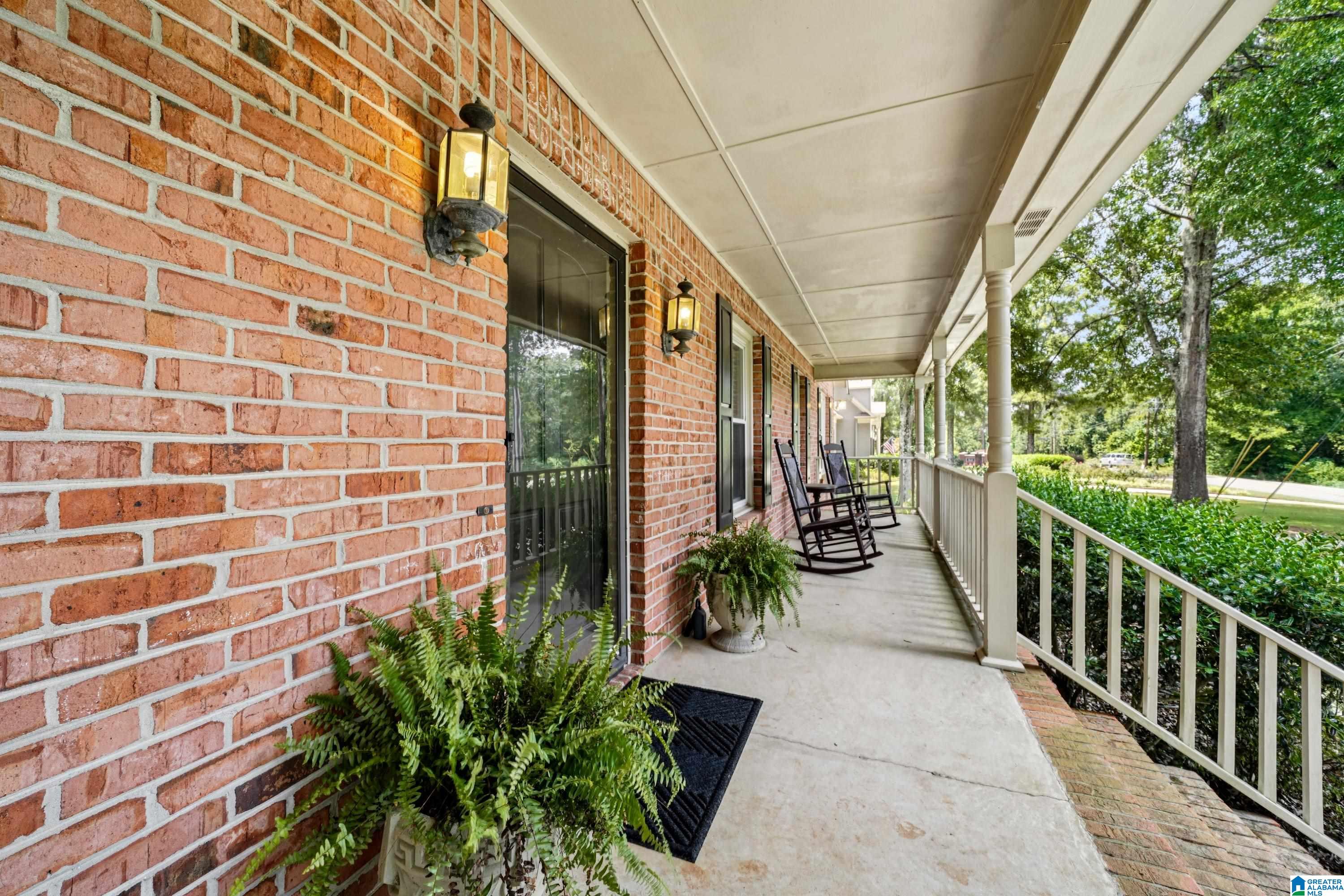 4045 South Shades Crest Road Birmingham, AL 35244 - Photo 9 of 48