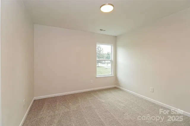 $424,900 | 200 Kingston Drive, Mount Holly, NC 28120