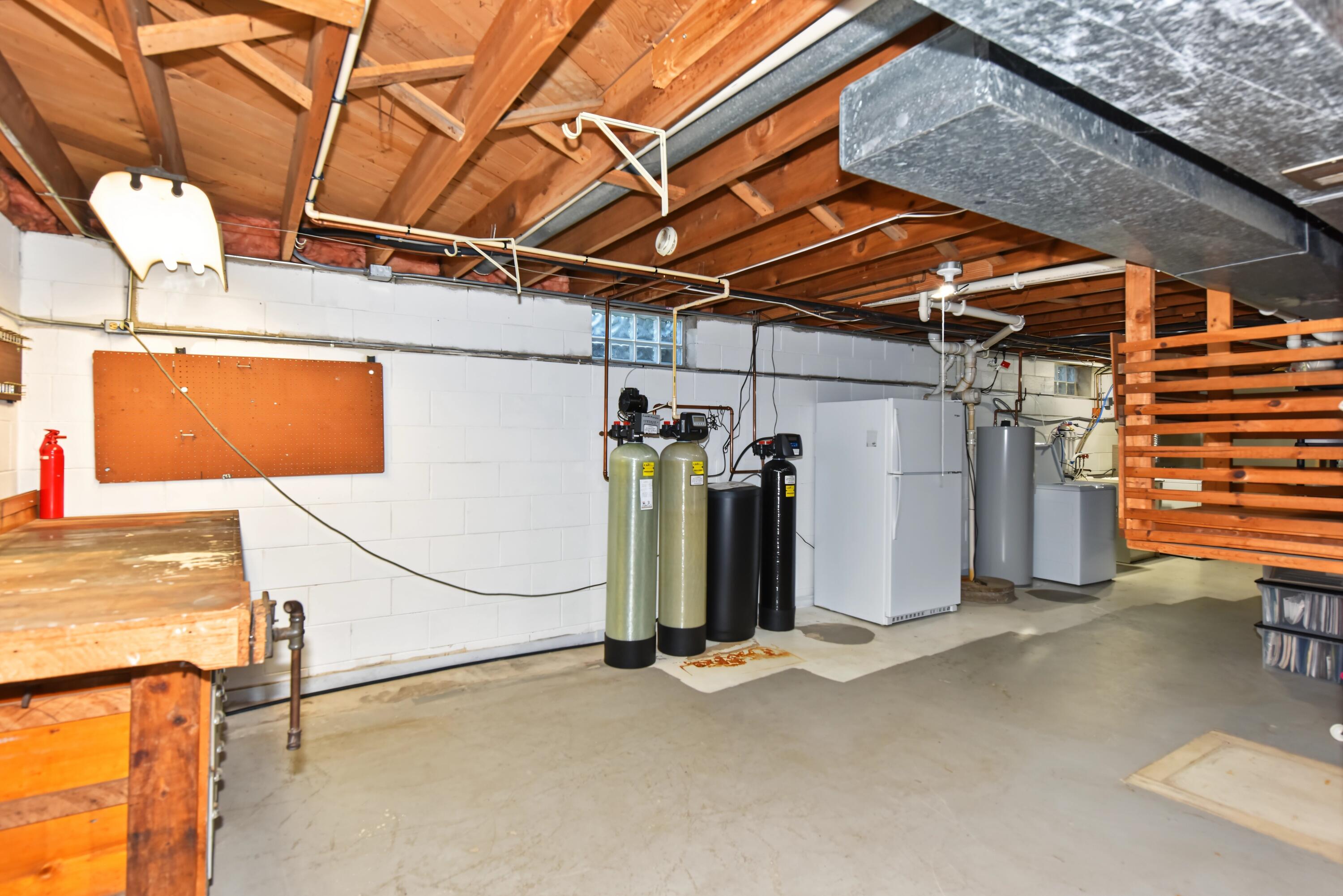 7919 Hagemann Road Caledonia, WI 53108 - Photo 20 of 26 Basement