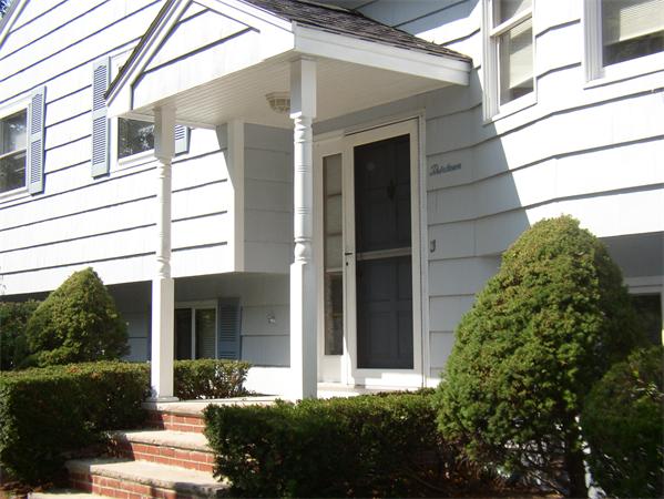 13 Fuller Road Middleton, MA 01949 - Photo 4 of 29 Gallery Image 4