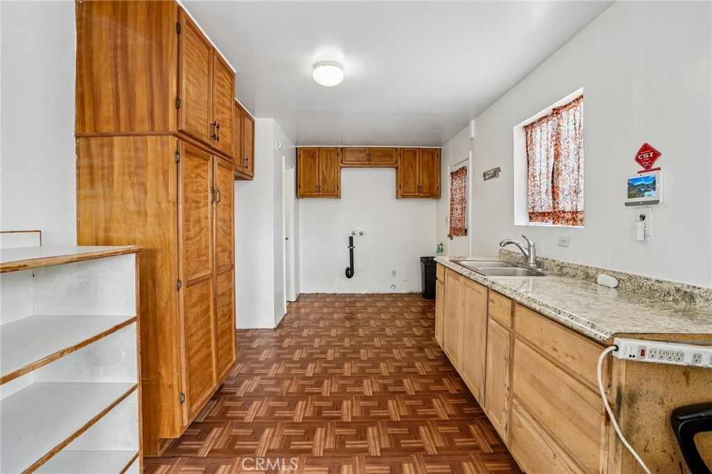 1359 South Downey Road Los Angeles, CA 90023 - Photo 19 of 54