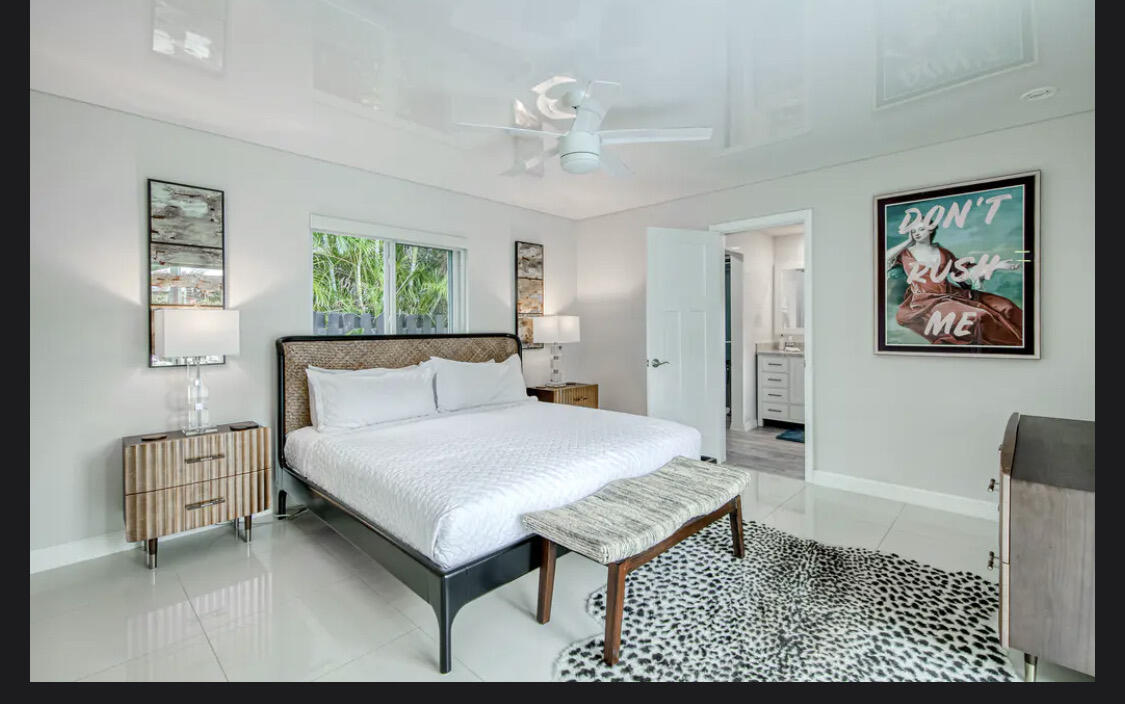 2630 Northeast 51st Court Lighthouse Point, FL 33064 - Photo 11 of 18 2630 NE 51st Ct. Master Bedroom