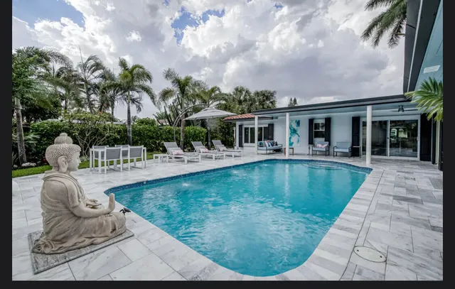 $1,065,000 | 2630 Northeast 51st Court, Lighthouse Point, FL 33064