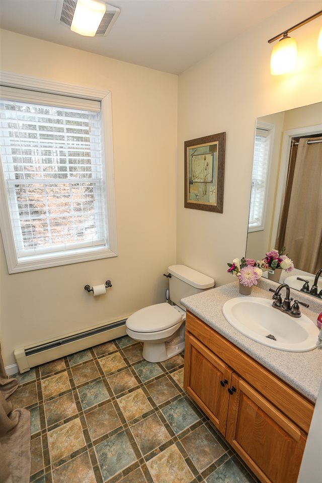 71 Hale True Road Chester, NH 03036 - Photo 8 of 40