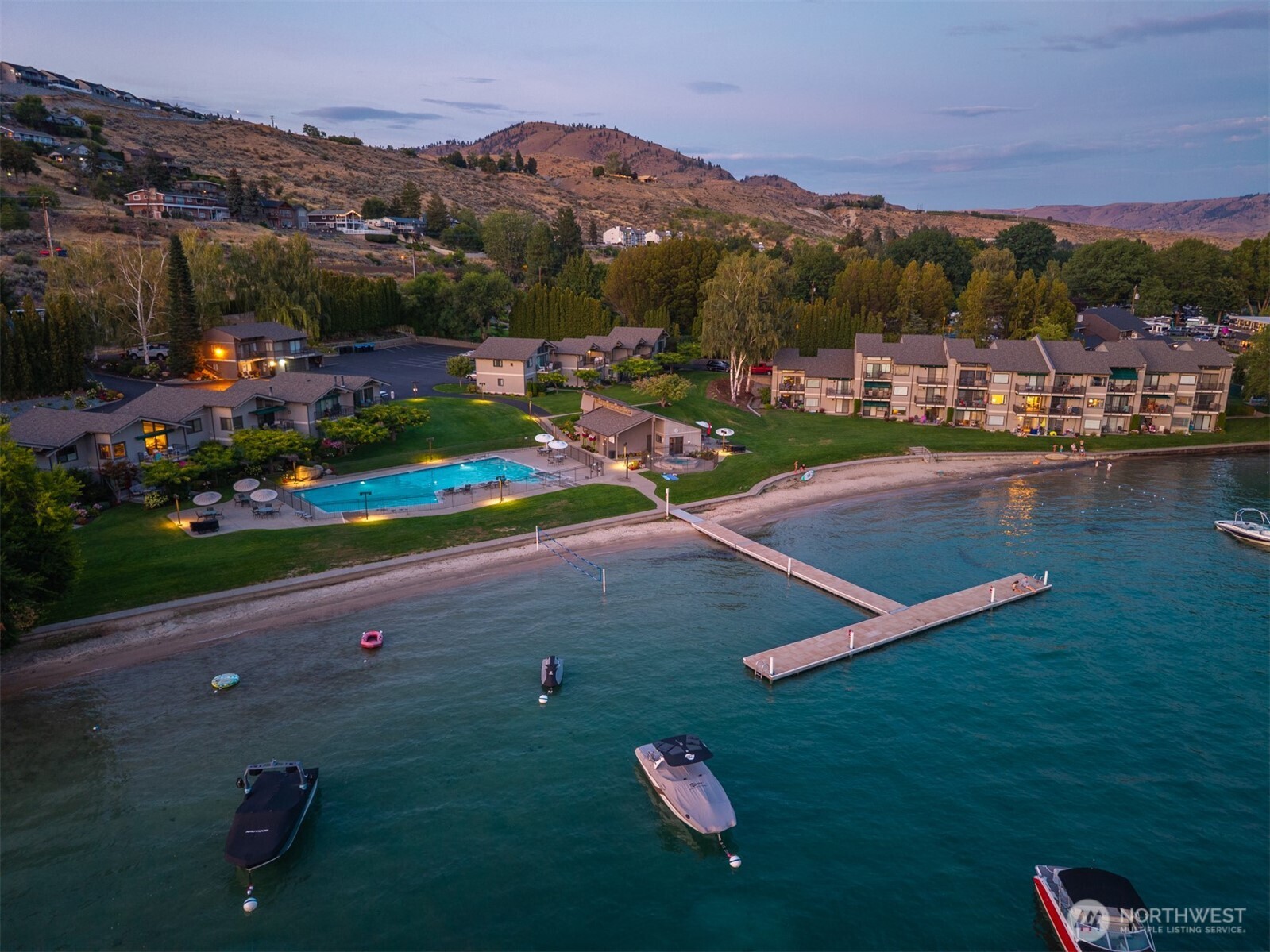 104 Spader Bay Road, Unit 44 Chelan, WA 98816 - Photo 8 of 40