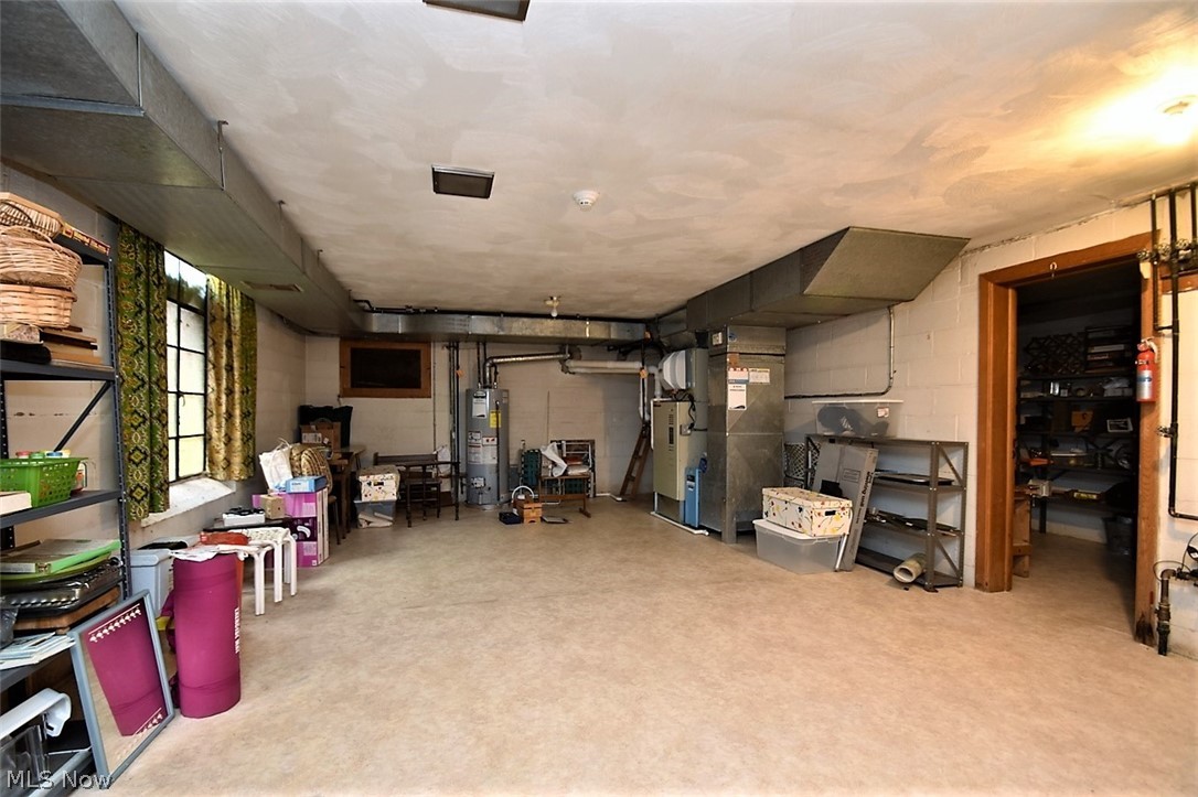 24150 Hazelmere Road Shaker Heights, OH 44122 - Photo 20 of 23 Gallery Image 20