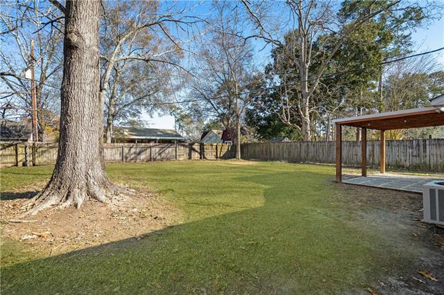871 Forest Loop Mandeville, LA 70471 - Photo 12 of 15
