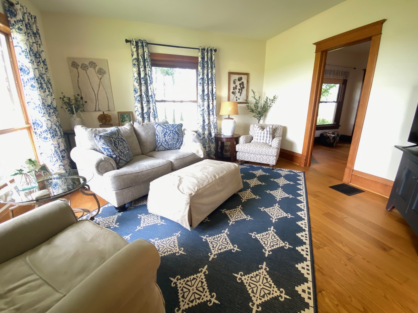 174 Kilgore Road Dixon, IL 61021 - Photo 16 of 55 a living room with furniture and a window