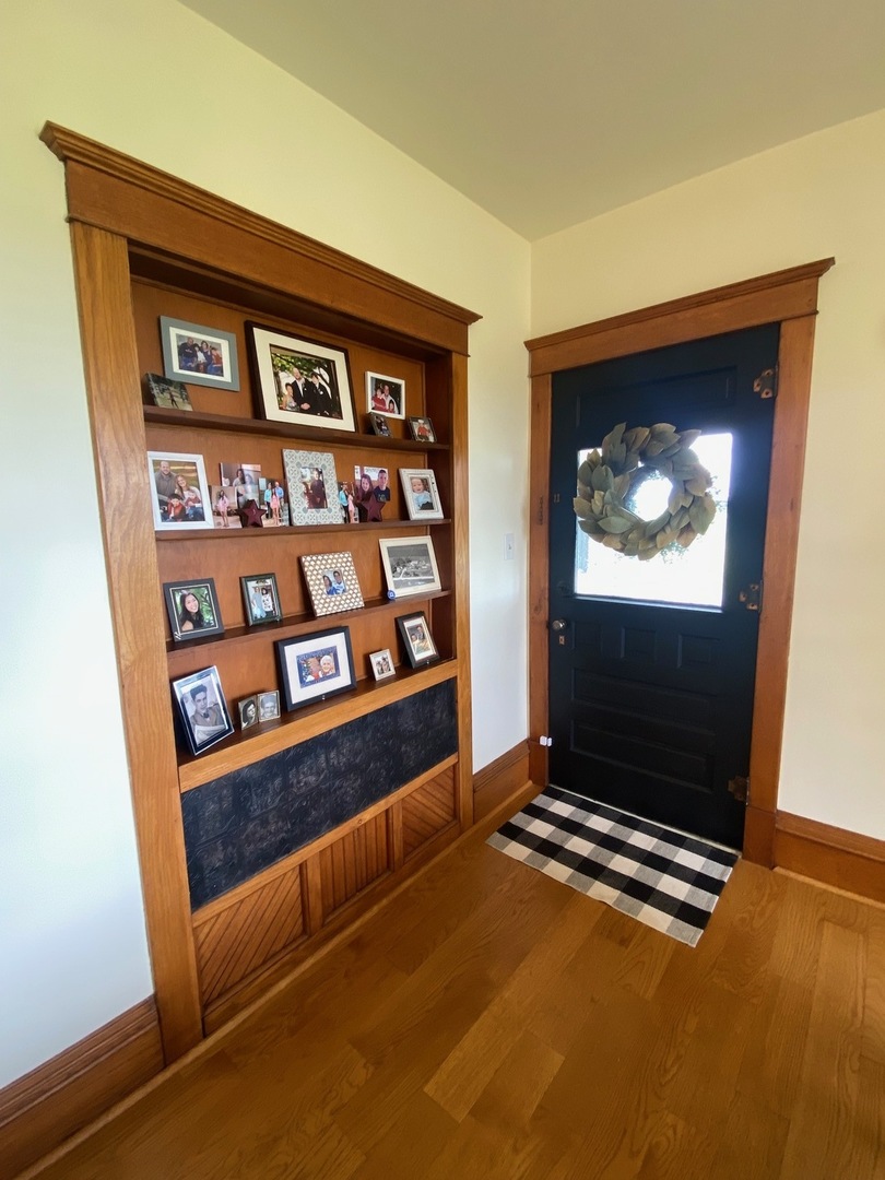 174 Kilgore Road Dixon, IL 61021 - Photo 20 of 55 a view of an empty room with a rug and a window