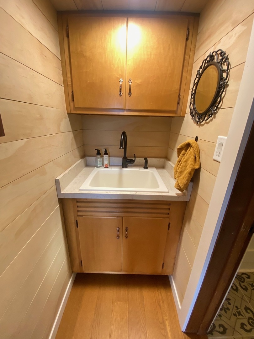 174 Kilgore Road Dixon, IL 61021 - Photo 49 of 55 a bathroom with a sink and a mirror