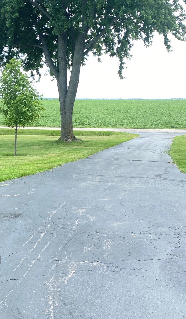 174 Kilgore Road Dixon, IL 61021 - Photo 53 of 55 a view of outdoor space with playground and green space