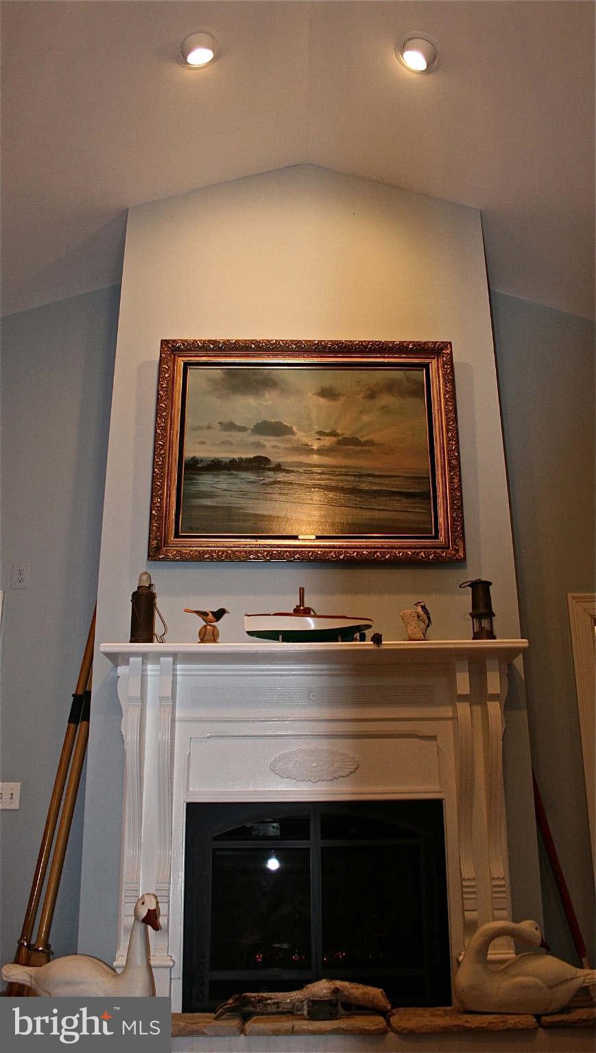 802 Seneca Park Road Middle River, MD 21220 - Photo 5 of 30 Living Room