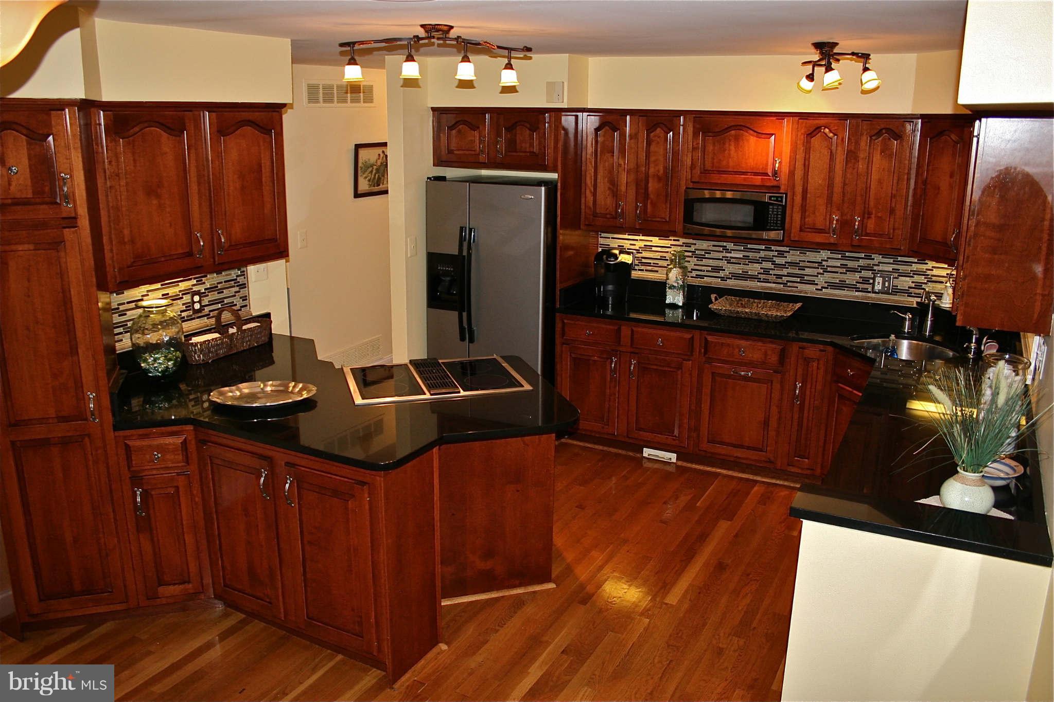 802 Seneca Park Road Middle River, MD 21220 - Photo 8 of 30 Kitchen