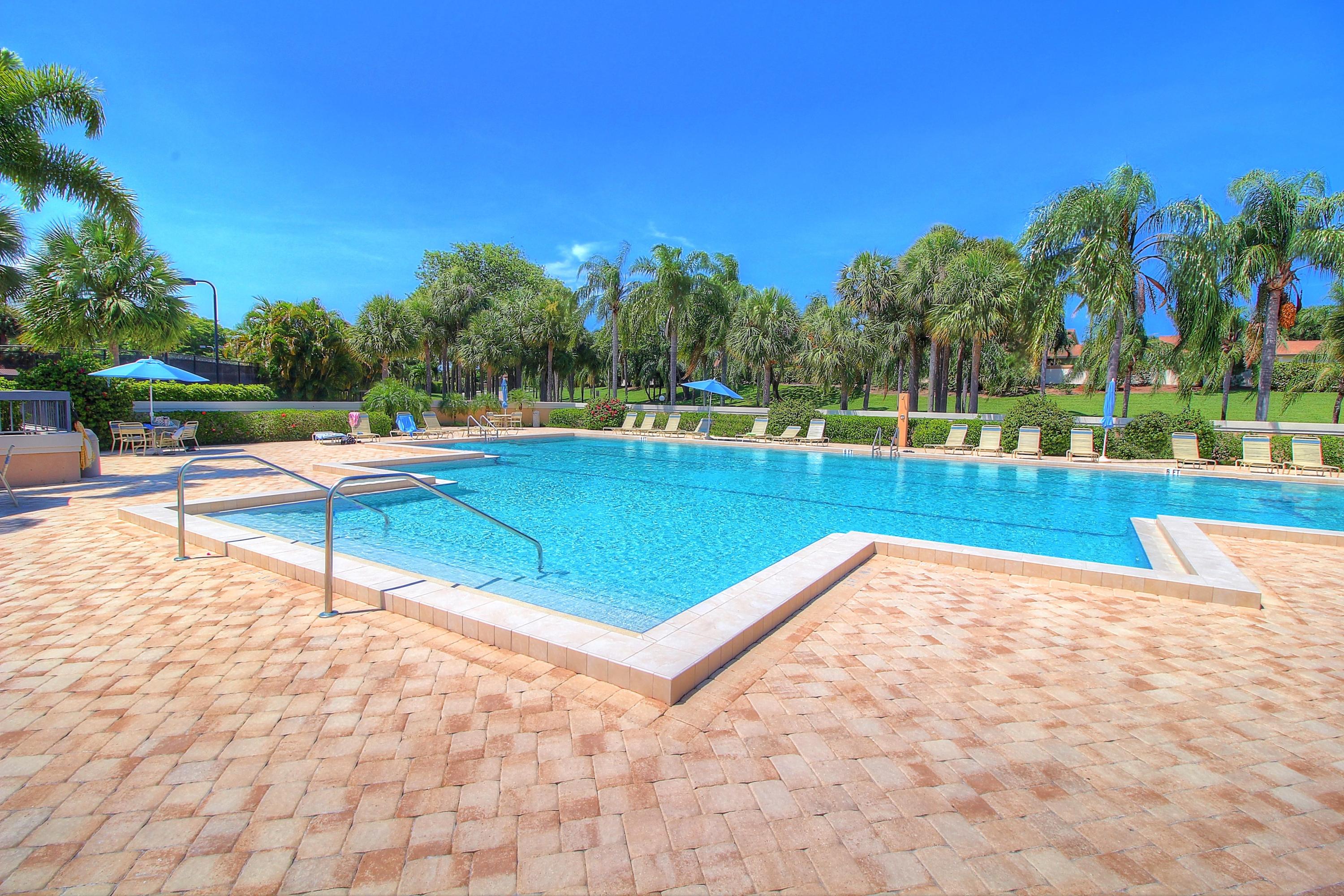 204 Cape Pointe Circle Jupiter, FL 33477 - Photo 14 of 42 Comm Pool MLS
