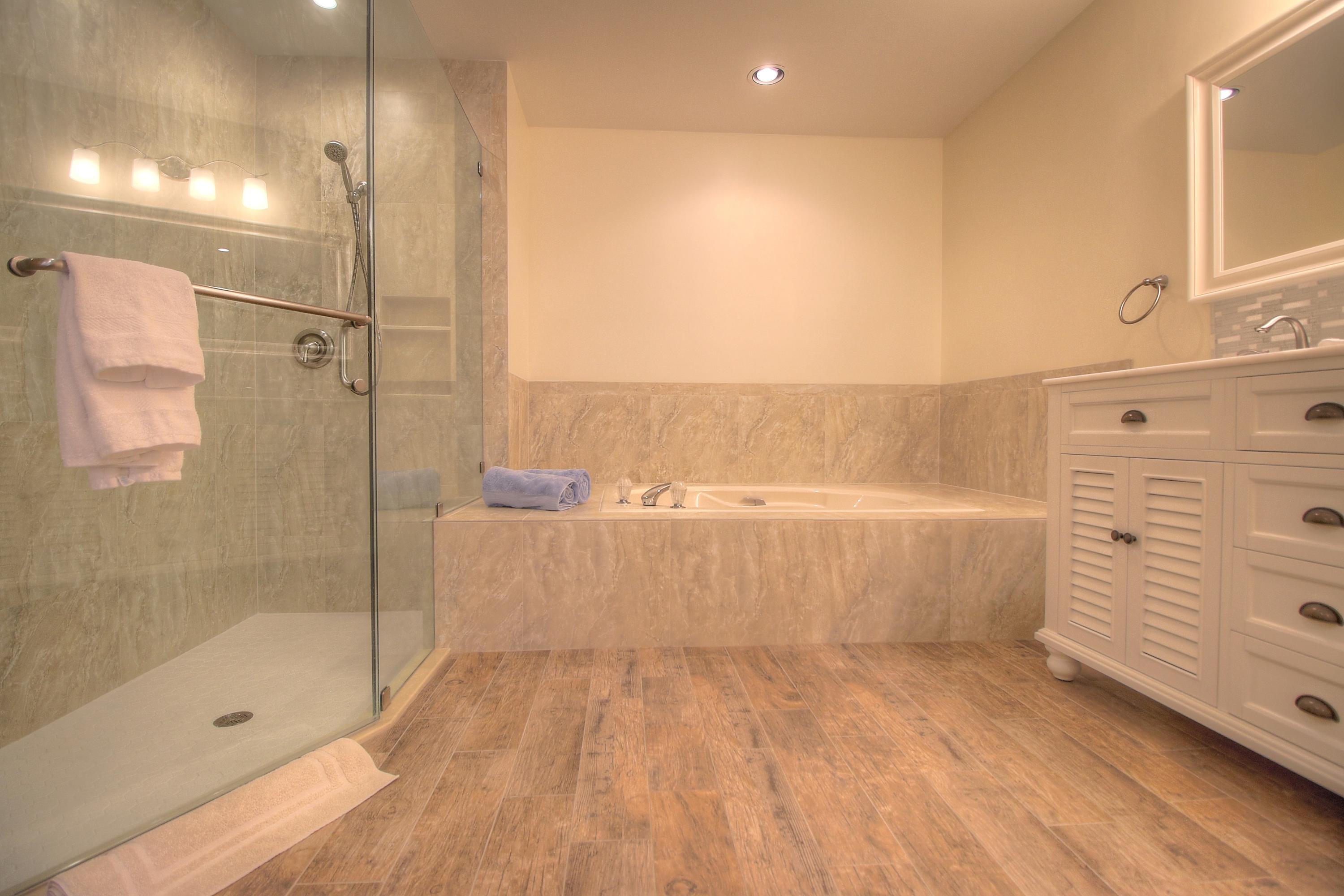 204 Cape Pointe Circle Jupiter, FL 33477 - Photo 2 of 42 Master Bathroom 2 MLS