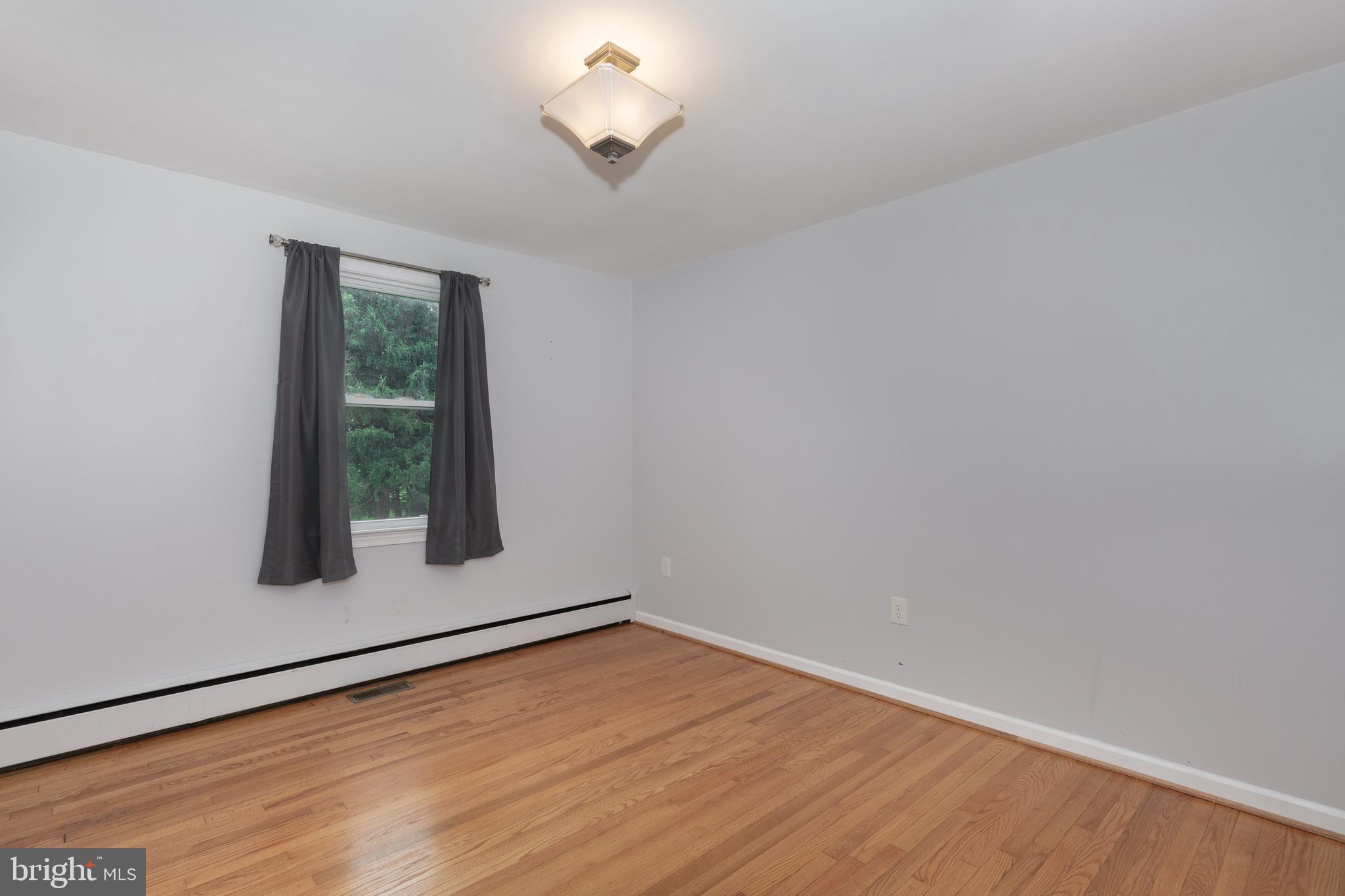4705 Ridge Road Mount Airy, MD 21771 - Photo 19 of 40 Gallery Image 19