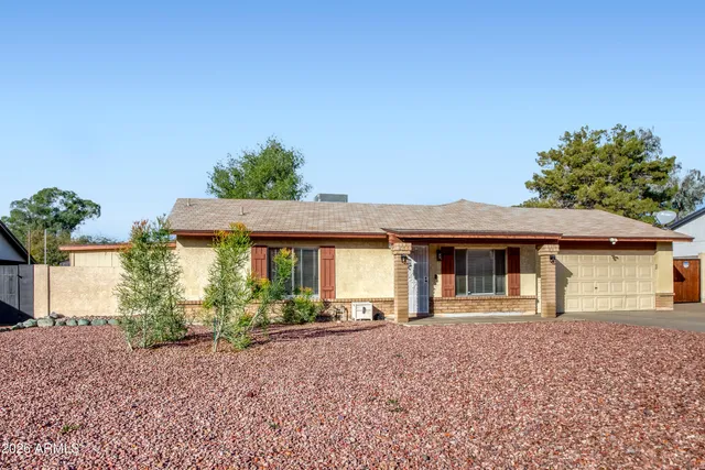 $399,999 | 16044 North 30th Drive, Phoenix, AZ 85053