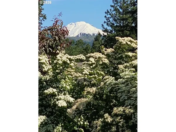 $1,449,000 | 570 Toms Drive, Hood River, OR 97031
