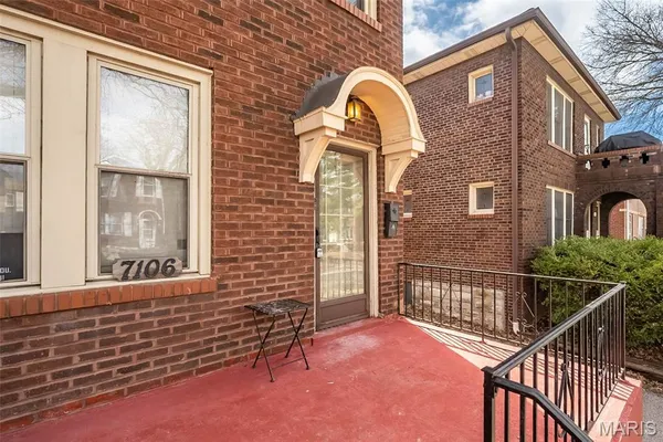 $309,900 | 7106 Amherst Avenue, St. Louis, MO 63130