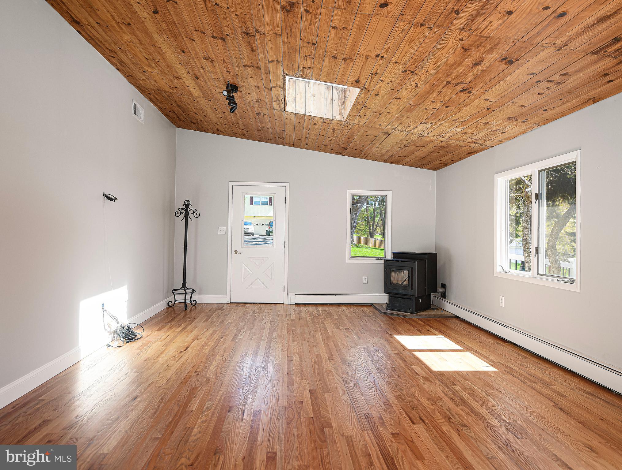 2501 Roy Terrace Fallston, MD 21047 - Photo 12 of 57