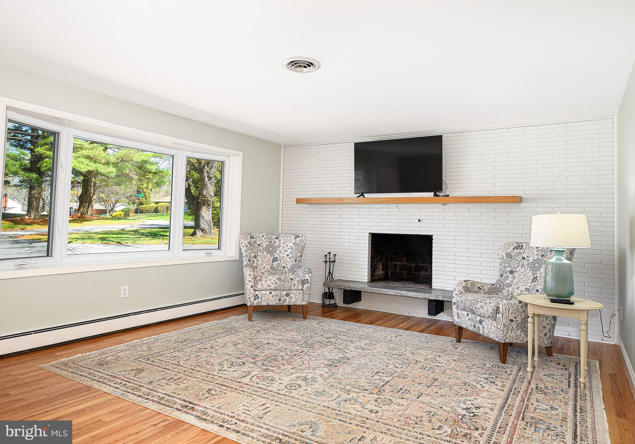 2501 Roy Terrace Fallston, MD 21047 - Photo 16 of 57