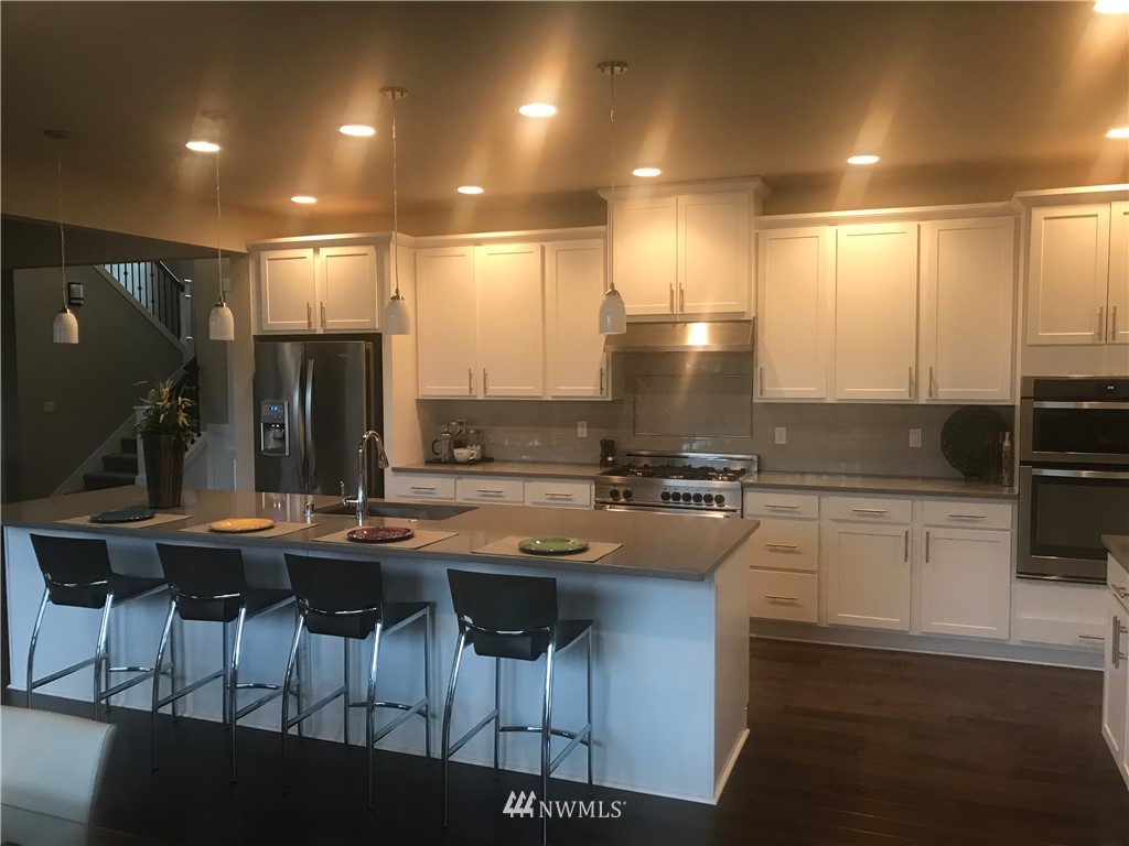 1429 242nd Place Southeast Bothell, WA 98021 - Photo 2 of 24
