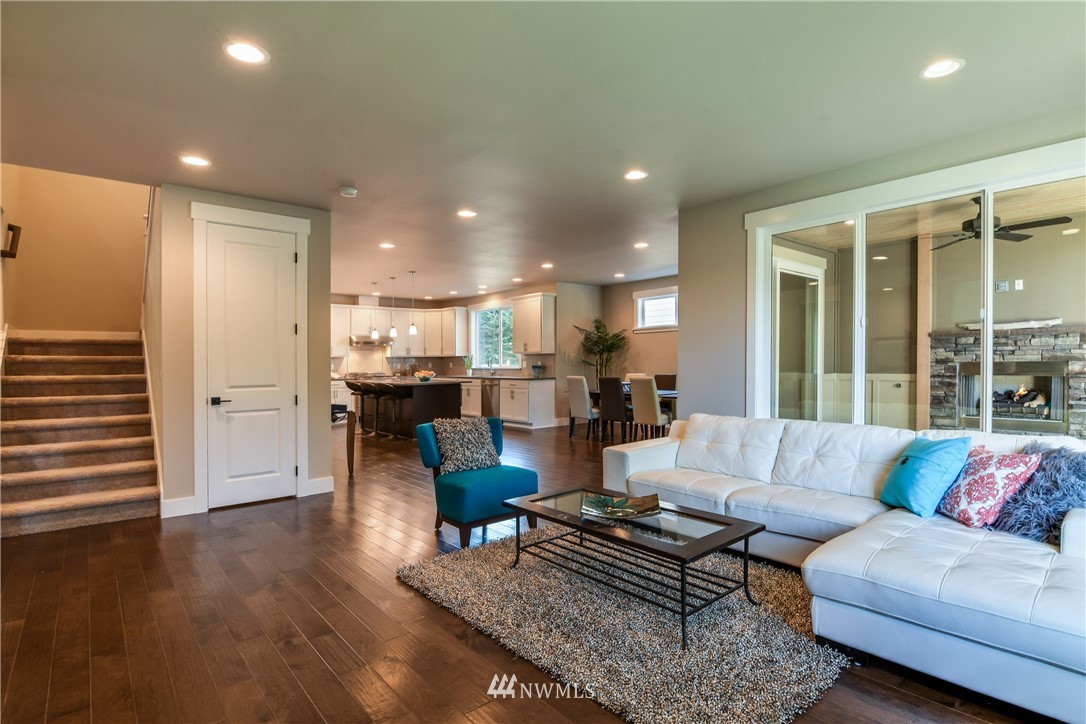 1429 242nd Place Southeast Bothell, WA 98021 - Photo 14 of 24