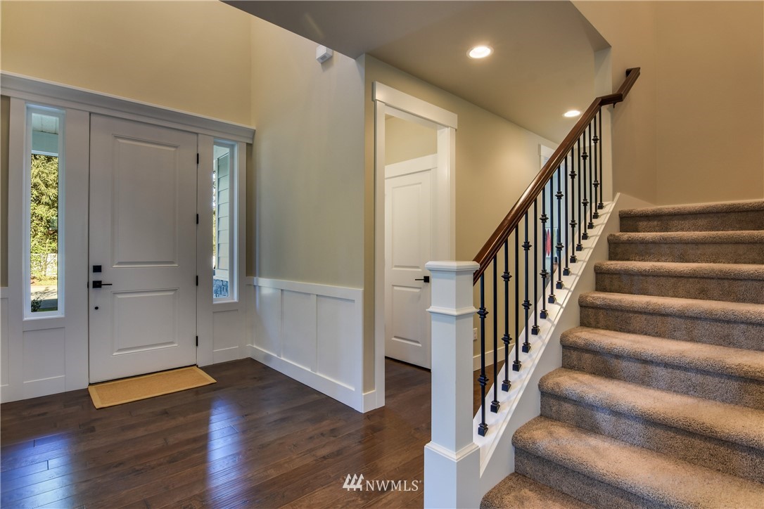 1429 242nd Place Southeast Bothell, WA 98021 - Photo 10 of 24