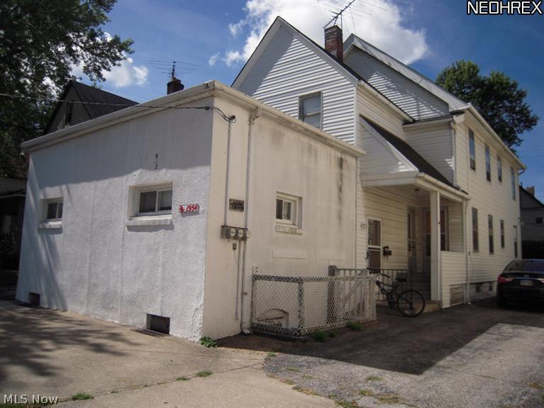 1954 Coltman Road Cleveland, OH 44106 - Photo 1 of 14 Front View
