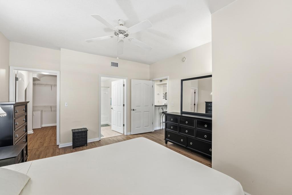 125 Galicia Way, Unit 102 Jupiter, FL 33458 - Photo 23 of 31 Primary Bedroom