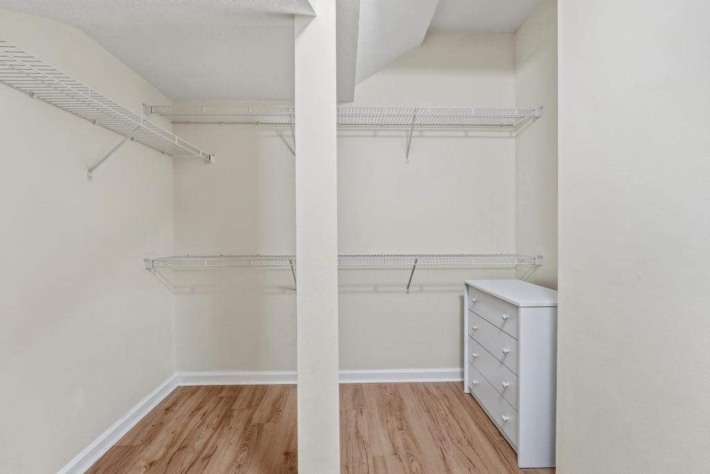 125 Galicia Way, Unit 102 Jupiter, FL 33458 - Photo 25 of 31 Primary Closet