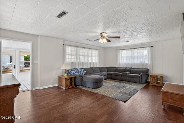 $357,420 | 4927 Anderson Road, Greenwood, FL 32443