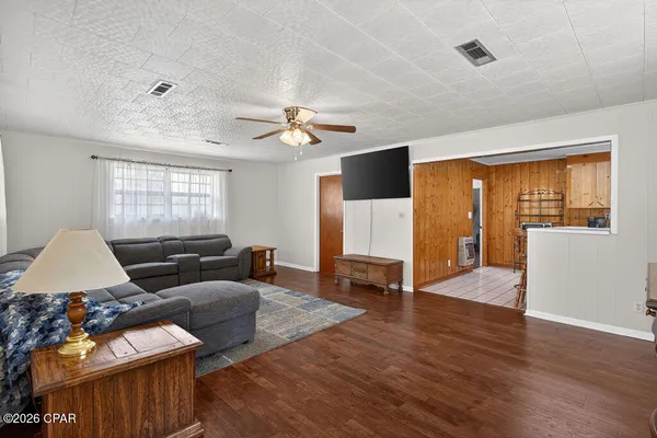 $357,420 | 4927 Anderson Road, Greenwood, FL 32443