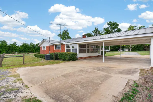 $357,420 | 4927 Anderson Road, Greenwood, FL 32443