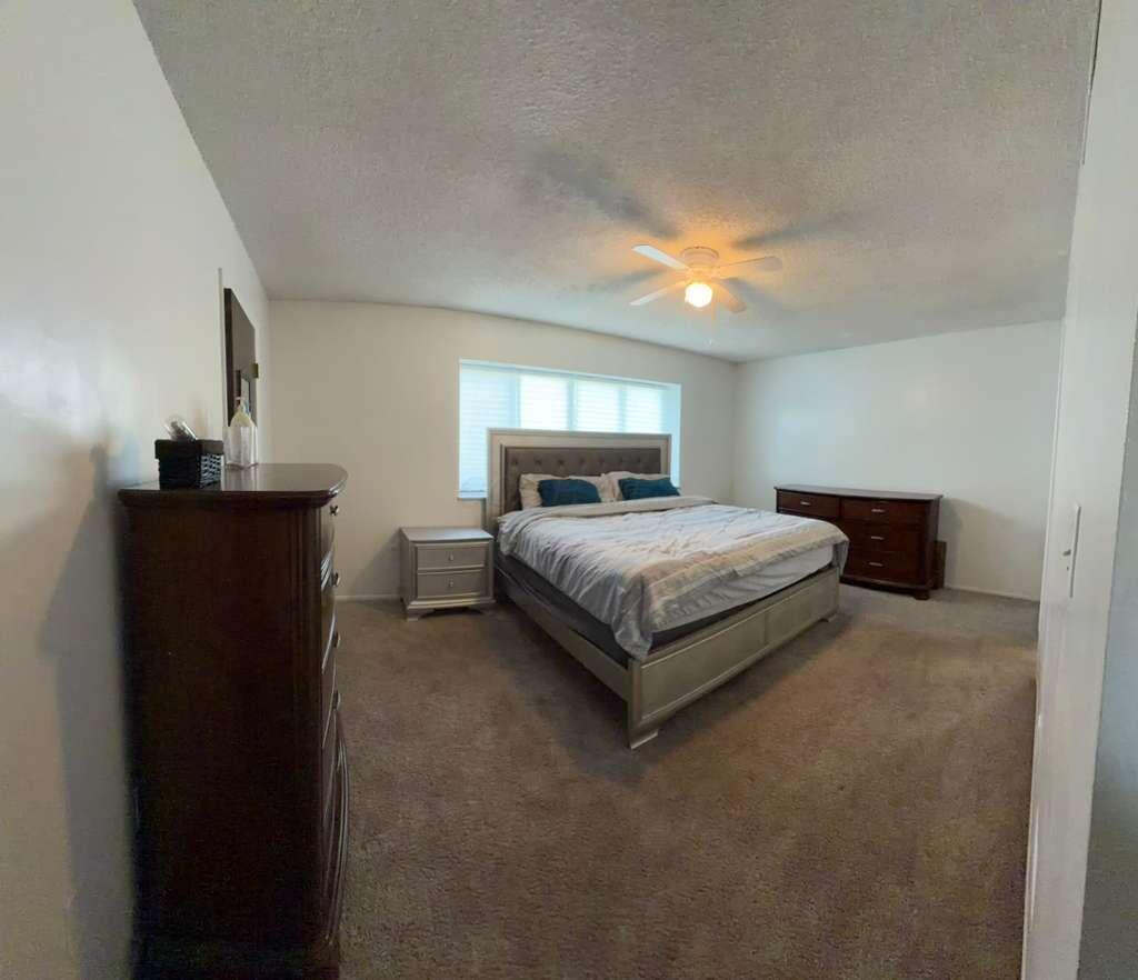 1373 South Waggoner Road, Unit 66 Reynoldsburg, OH 43068 - Photo 10 of 25 Master bedroom