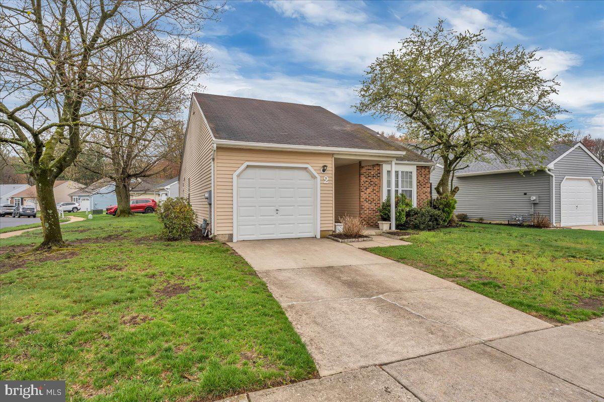 2 Emory Lane Mount Laurel, NJ 08054 - Photo 3 of 25