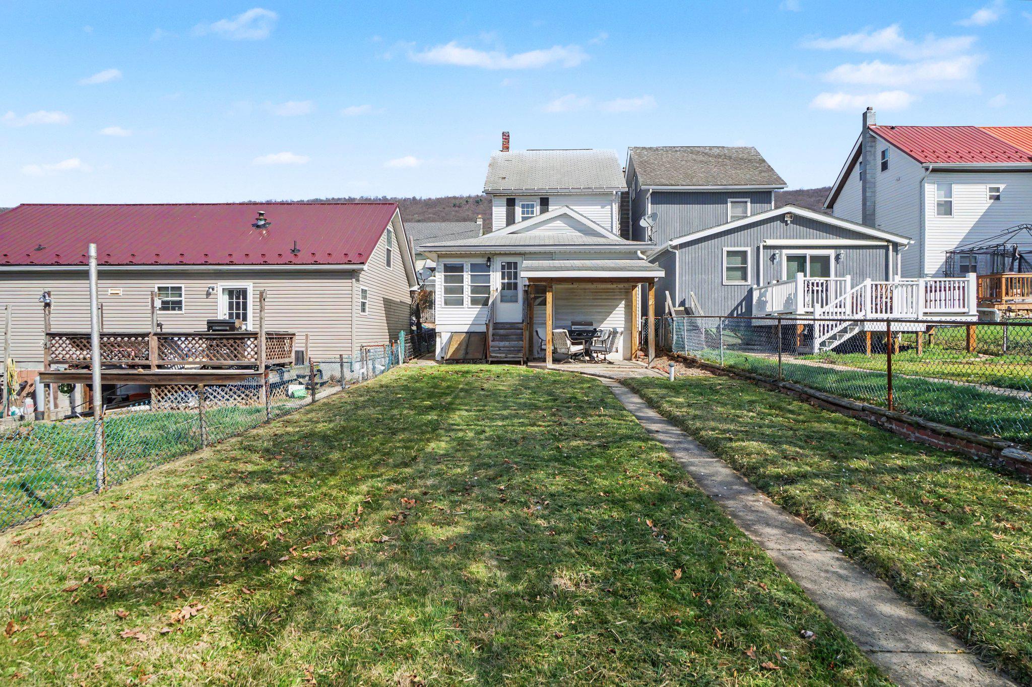 418 Elizabeth Street Williamstown, PA 17098 - Photo 25 of 34 a view of a house with a yard