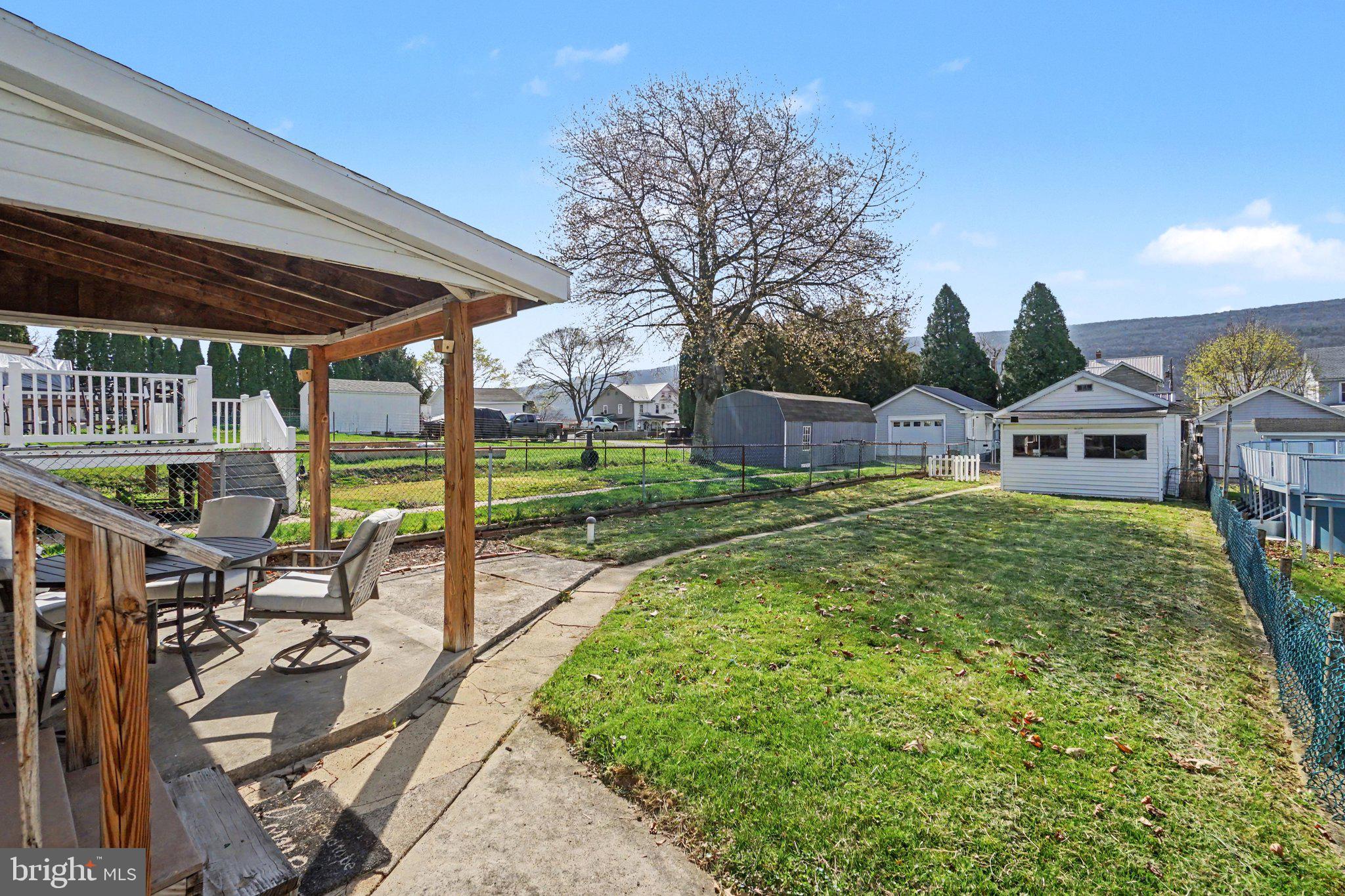 418 Elizabeth Street Williamstown, PA 17098 - Photo 27 of 34 a view of a house with garden