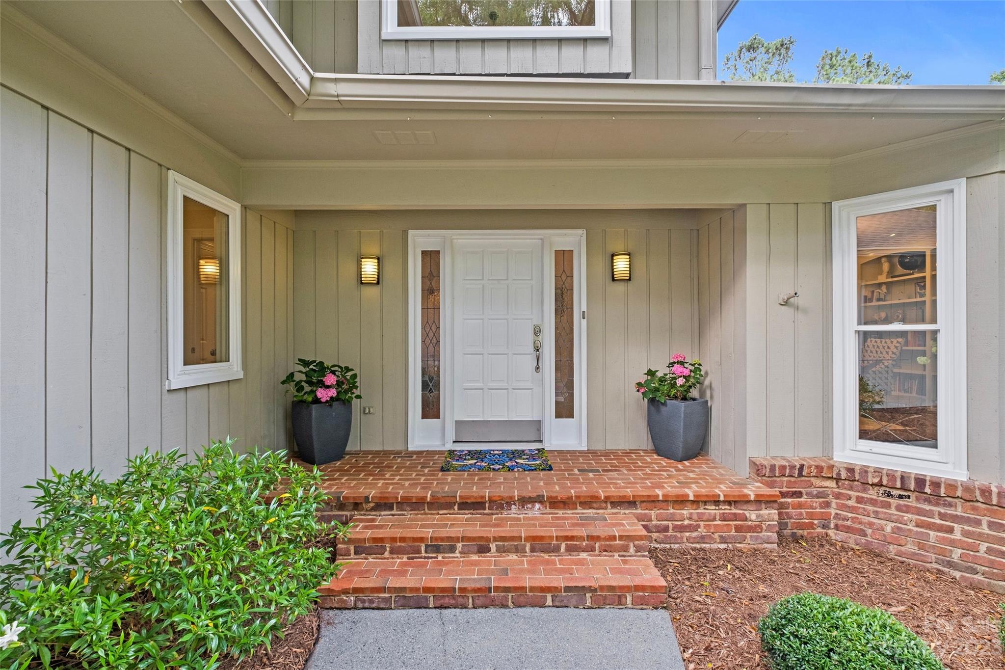 5013 Morrowick Road Charlotte, NC 28226 - Photo 5 of 48 a front view of a house