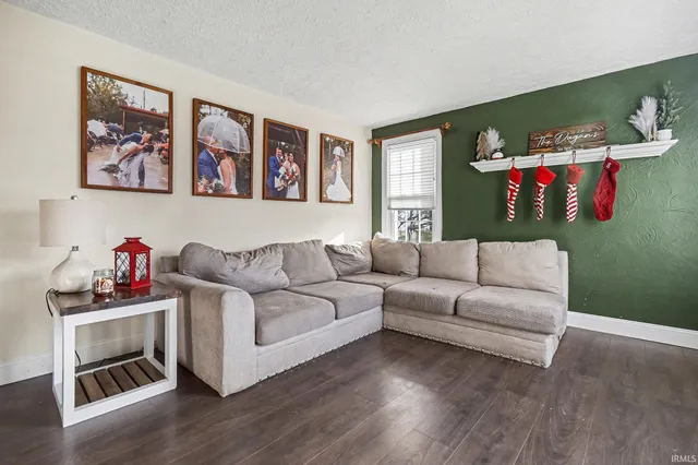 $215,000 | 67636 Lake Trail, Lakeville, IN 46536