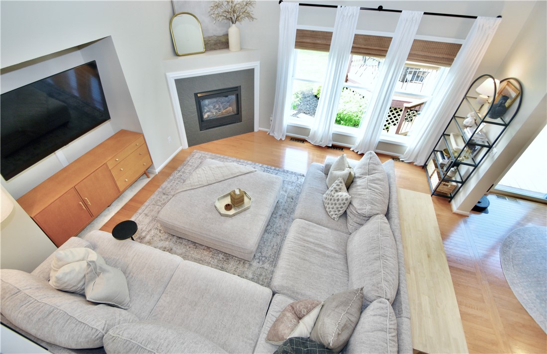 41 Ketchum Street Victor, NY 14564 - Photo 13 of 36 Living room