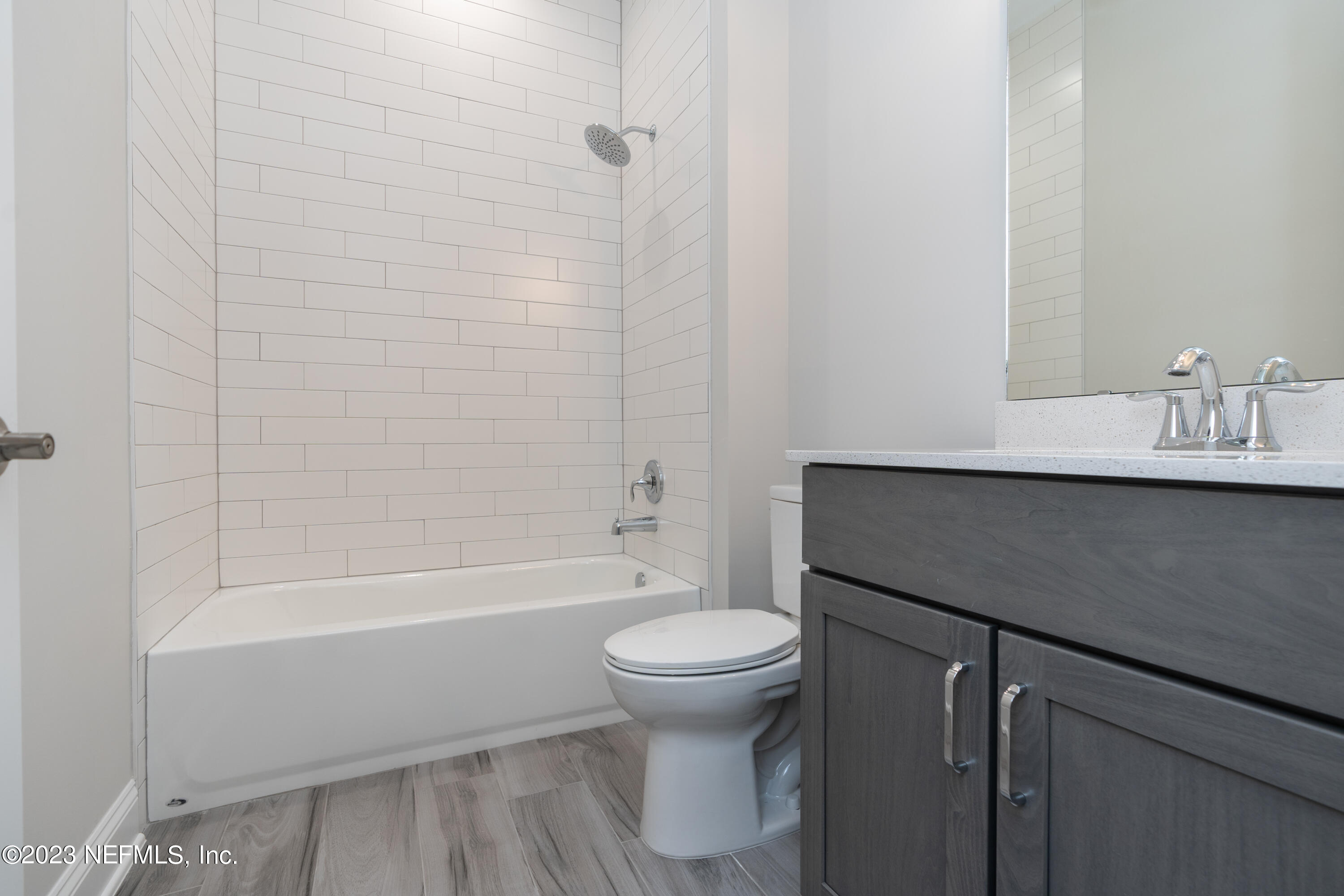78 Clearview Drive St. Augustine, FL 32092 - Photo 28 of 61 a bathroom with a sink a toilet and a bathtub