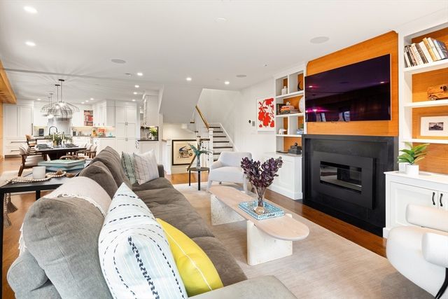 $3,395,000 | 251 Shawmut Avenue, Unit 2, Boston, MA 02118