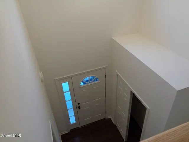 $559,900 | 17 Jack Drive, Halfmoon, NY 12065