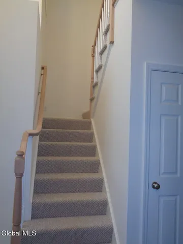 $559,900 | 17 Jack Drive, Halfmoon, NY 12065