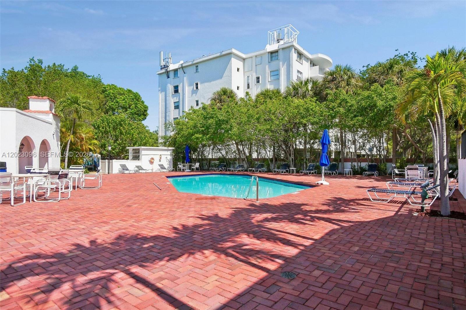 425 Grapetree Drive, Unit 211 Key Biscayne, FL 33149 - Photo 29 of 31