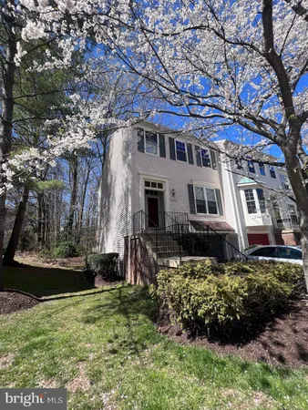 $3,500 | 12284 Wye Oak Commons Circle, Unit 108, Burke, VA 22015