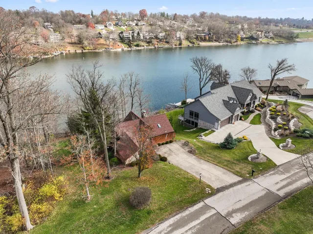 $575,000 | 1261 Heidi Haven Drive, Lawrenceburg, IN 47025