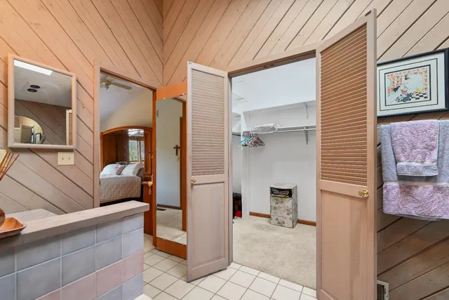 $575,000 | 1261 Heidi Haven Drive, Lawrenceburg, IN 47025